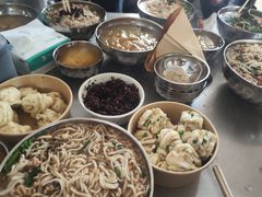 -正宗杨记普洱酸醋米线(总店)