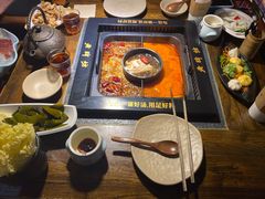 -老牌坊云南鱼豆花火锅(哈西万达店)