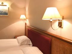 -澳门皇庭海景酒店