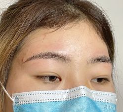 -一个差评成就的纹眉店