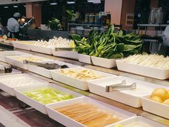 -新艺自助美食城(中山路店)