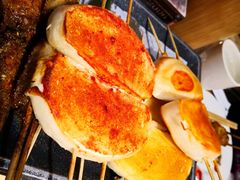 刷酱料烤馒头-管氏翅吧(地安门创始店)