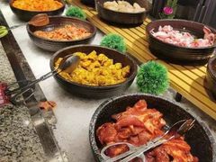 -佰烧海鲜烤肉火锅自助(世茂国际广场店)