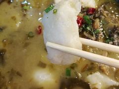 -周鱼小馆石锅酸菜鱼(活力汇店)