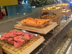 自助取餐区-梅园国际大酒店·自助餐厅(光明港店)