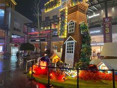 -王府井奥莱临潼小镇(临潼店)