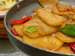 -新天明砂锅鱼头煲