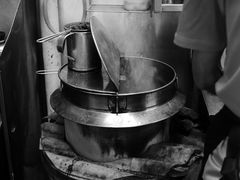 特色炉具-多春茶室