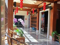 -云南荟·湖畔领宴(领事馆店)