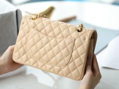 -Chanel(德基广场店)