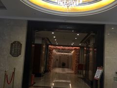 -深圳君逸国际酒店(龙岗横岗塘坑地铁站店)
