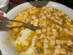 蟹粉豆腐-屋里厢上海菜馆