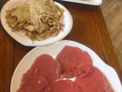 -小牛叔鲜切牛肉·火锅·烤肉自助(公济桥路店)