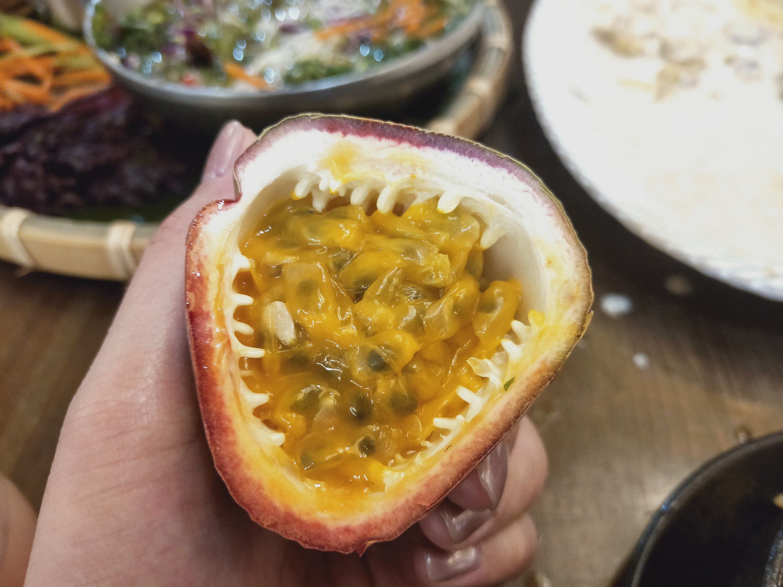 有人喜欢空口吃百香果嘛?