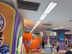 -孩子王童乐园(马群店)