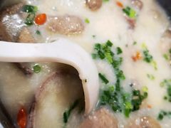 新鲜猪杂粥-南记食粥坊·宵夜大排档(莲花总店)