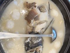 -香山湖家家宴(中山陵店)