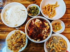 -老鳯府豆花泡馍(第五大道店)