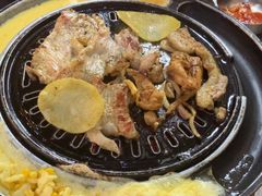 -胡悦里韩式烤肉(芝罘万达广场店)