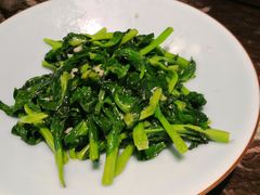 清炒豌豆尖-桐爷小馆(广渠门店)