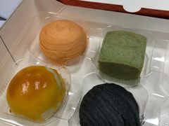 乌豆蛋黄酥-陶陶居饼家(惠福东路店)