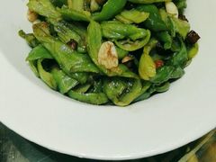 -鲁班小馆(政四街店)