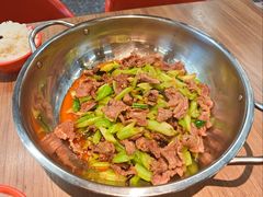 爆炒鲜黄牛肉-兰州陈记牛肉面 ·烧烤· 铜锅涮肉(万达店)