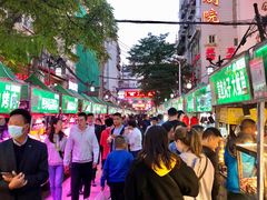 -正宁路小吃夜市