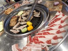 -哈哈碳都·牛肋条无限自助烤肉(宝龙店)
