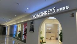 -Two  Monkeys 孕婴写真馆(龙华店)