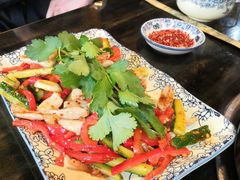 -乐山食古香跷脚牛肉