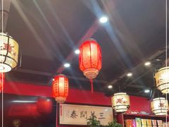 -老北京热气涮羊肉·小龙虾·烤鱼(呼玛路店)