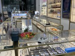 -世纪大明眼镜·蔡司授权店(武昌旗舰店)