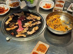 -三胖韩国烤肉(开发区万达店)