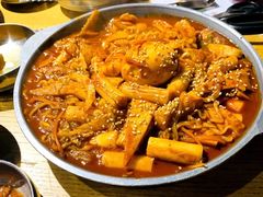 炒年糕-姜虎东白丁烤肉(恒隆广场店)