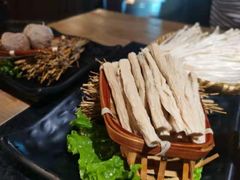 -湊湊火锅·茶憩(上海合生汇店)