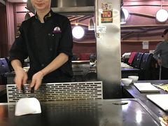 -利昂法式铁板主题餐厅(新奥购物中心店)
