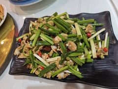 -八大碗·地道东北菜(中街店)