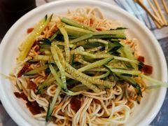 -霄汉牛三鲜湖北砂锅菜(万松园2店)