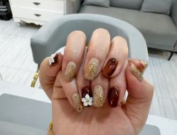 -雅洁美甲美睫
