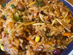 -包整·丝娃娃(一览甲秀楼风景店)