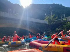 -安吉龙王山峡谷漂流