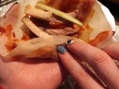 -三人行骨头王火锅(长寿店)