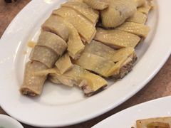 䒱肉餅、白切龙岗鸡、味菜鲜鱿-油鸡洪