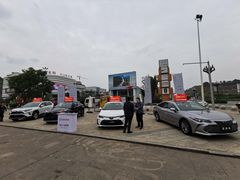 -南充通源宝马4S店(高坪店)