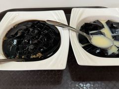 -梧州双钱龟苓膏(丽港航母店)