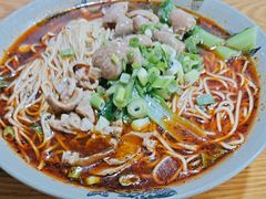 -丁丁猫重庆小面(徐州路店)