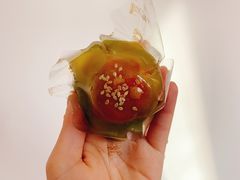 咸蛋黄香松大福-炉边皮皮·烘焙甜品工厂店