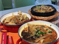 -丽丽三鲜螺蛳粉(田林路店)