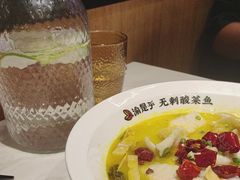 -渝是乎酸菜鱼(龙旗购物中心店)